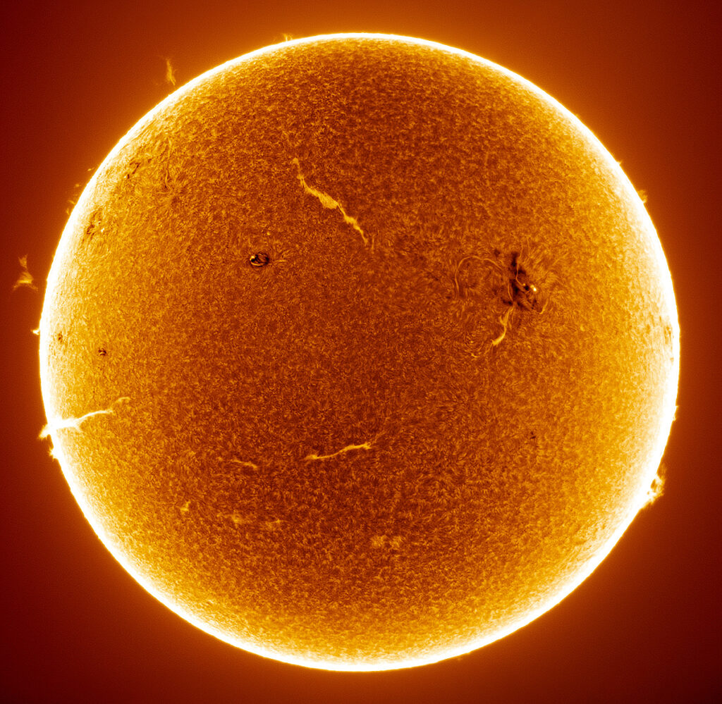 Solen 17 maj 2026